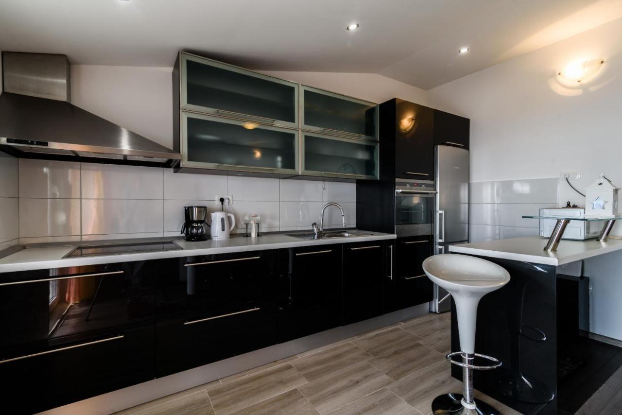 La Bodega Apartments Trogir Luaran gambar